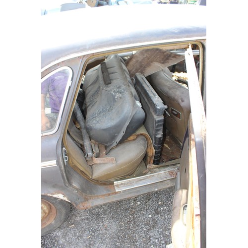 0c - Wolseley 18/85 restoration project or parts car believed to be early 70s. No V5, keys or paperwork p... 