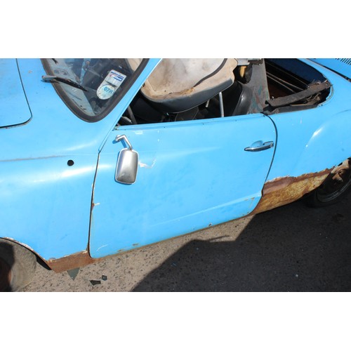 0a - Volkswagen Karmann Ghia, left hand drive, 1500cc soft top for restoration or parts car believed to b... 