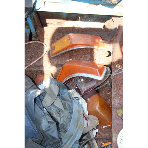 0a - Volkswagen Karmann Ghia, left hand drive, 1500cc soft top for restoration or parts car believed to b... 