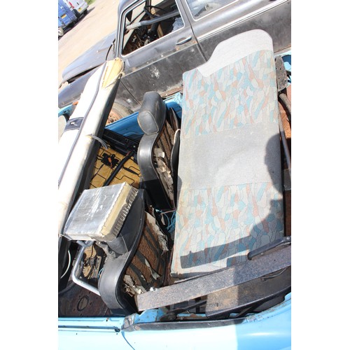 0a - Volkswagen Karmann Ghia, left hand drive, 1500cc soft top for restoration or parts car believed to b... 