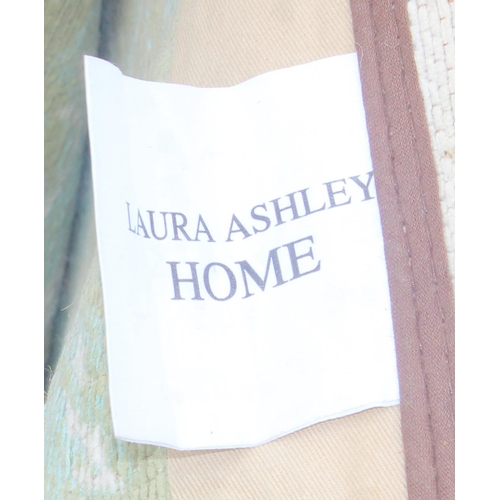 213A - Laura Ashley rug