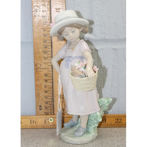 1667A - Lladro figure 