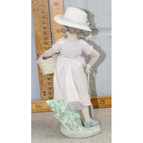 1667A - Lladro figure 