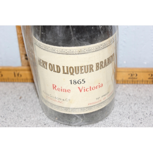 1600 - 1865 Jules Gilson Reine Victoria Very Old Liqueur Brandy, sealed