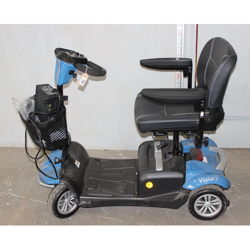 750 - Rascal Vista DX mobility scooter with charger