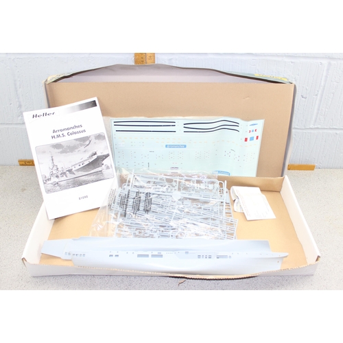 1501A - Heller Arromanches HMS Colossus 1/400 model kit in box