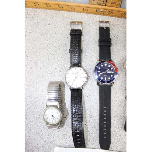 1400 - Qty of mixed watches