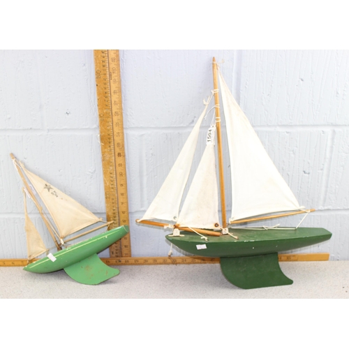 1504 - 2 vintage wooden pond yachts