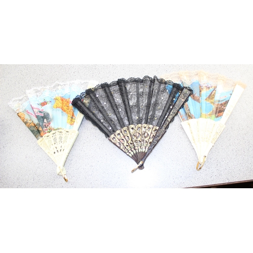 1726 - 12 vintage folding hand fans