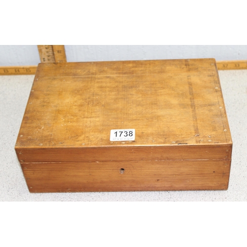 1738 - Wooden box containing various drinks optics, pipe bowls etc etc