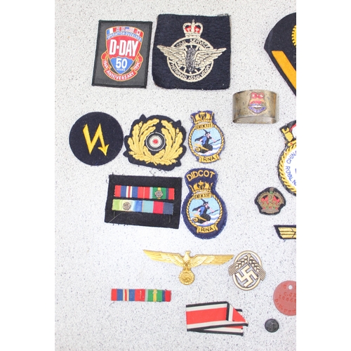 1014 - Qty of assorted military related patches and badges, mainly Royal Navy related etc etc