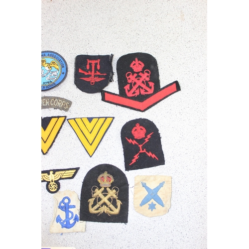 1014 - Qty of assorted military related patches and badges, mainly Royal Navy related etc etc