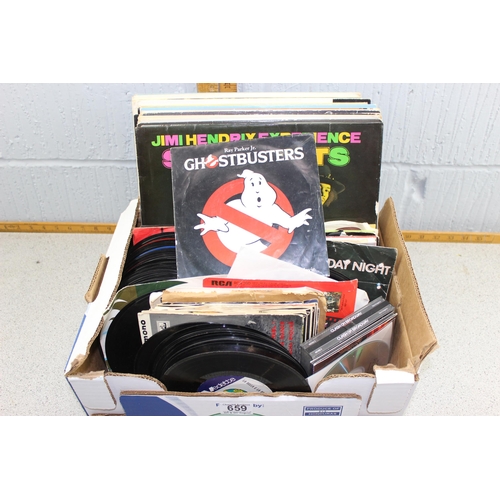 659 - Qty of mixed vinyl records, LP and 7