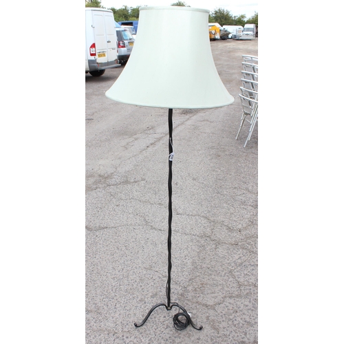 250 - Iron standard lamp