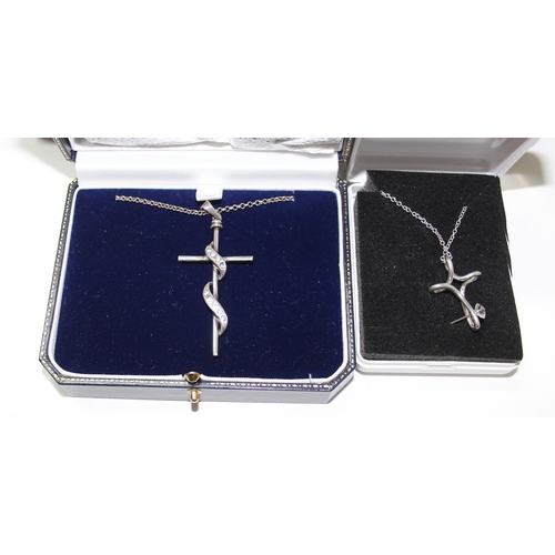 1242 - 7 boxed silver necklaces and pendants