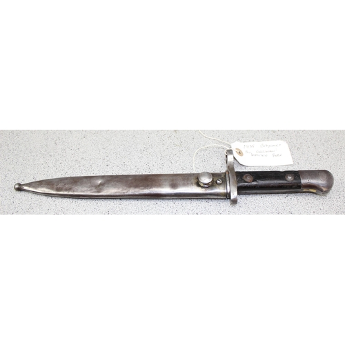 1052 - A 1930's German Mauser bayonet in sheath