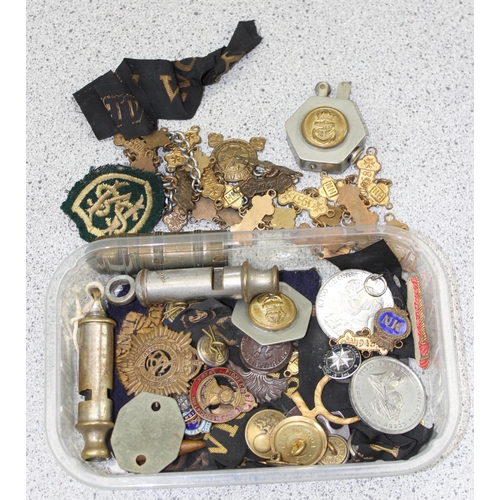 1058 - Qty of assorted mixed military and related items to inc whistles, badges, medals etc etc