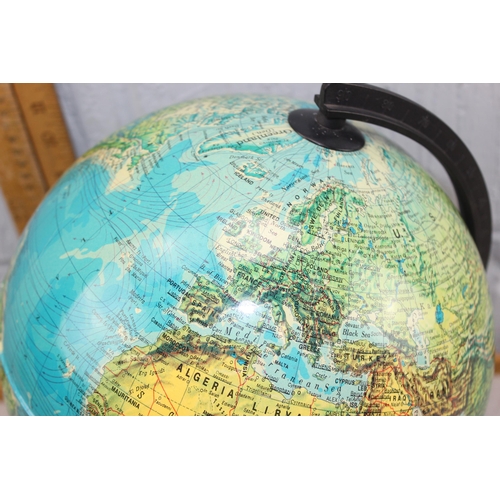 264 - Vintage globe lamp