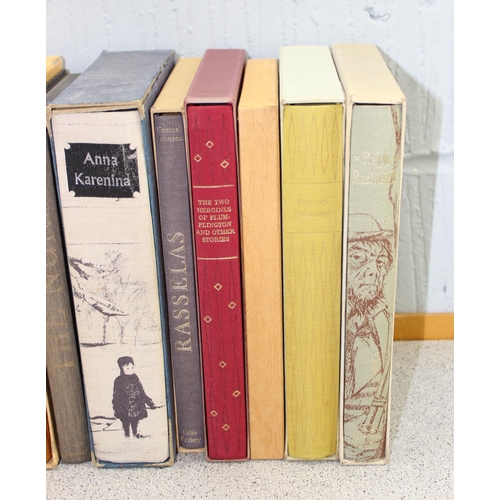 627 - Qty of assorted Folio Society books, all fiction, many with slip cases