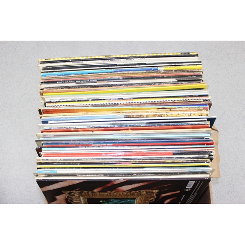 671 - Qty of assorted vinyl LP records, 12