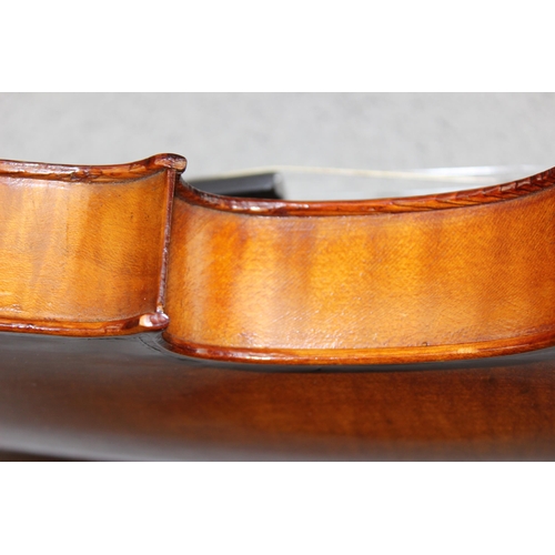 675 - Vintage violin in case with Rosewood keys, unnamed with no label but of good quality