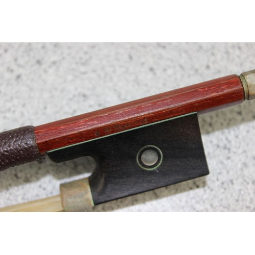 676 - Vintage violin bow stamped A.R. Reichel, approx 74cm long