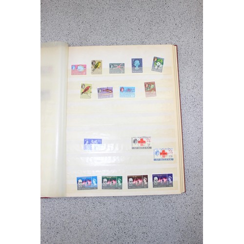 607 - Stamps, St Helena, QV/QE2 Mint & Used Selection,