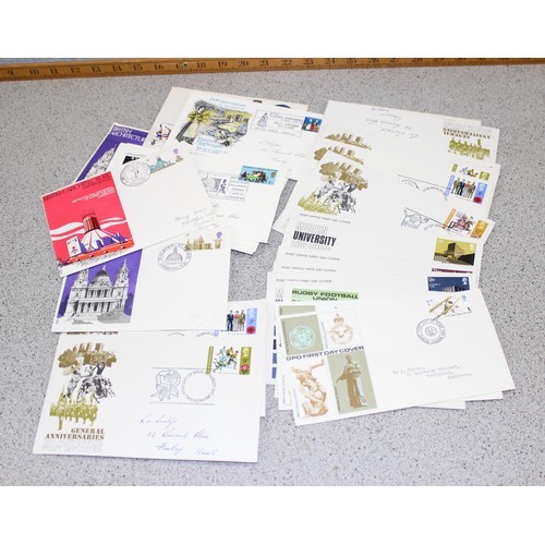 613 - Stamps, GB First day Covers, Single stamps with Special postmarks, ( 400 )