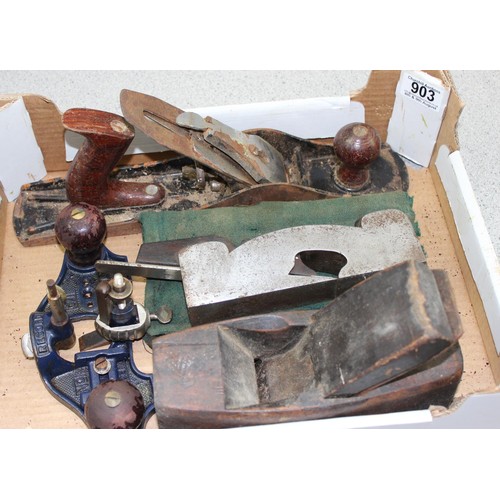 903 - Qty of assorted wood planes to inc Record