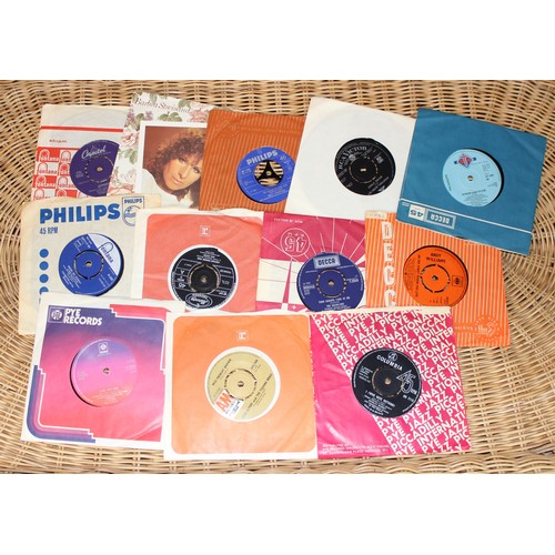 668 - A large qty of assorted LP and 7