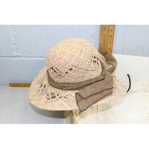 200 - 3 dress hats