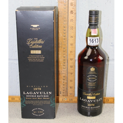 1613 - Lagavulin Distillers Edition Double Matured Single Islay Malt Whisky, distilled 1979, Special Releas... 