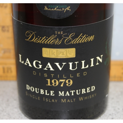 1613 - Lagavulin Distillers Edition Double Matured Single Islay Malt Whisky, distilled 1979, Special Releas... 