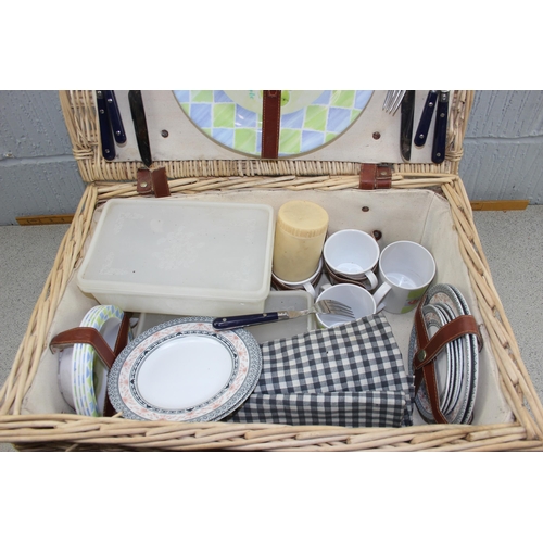 210 - wicker picnic hamper with contents