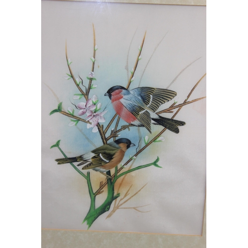 464 - A set of 4 vintage paintings on silk, all depicting British birds, all unsigned, excellent quality