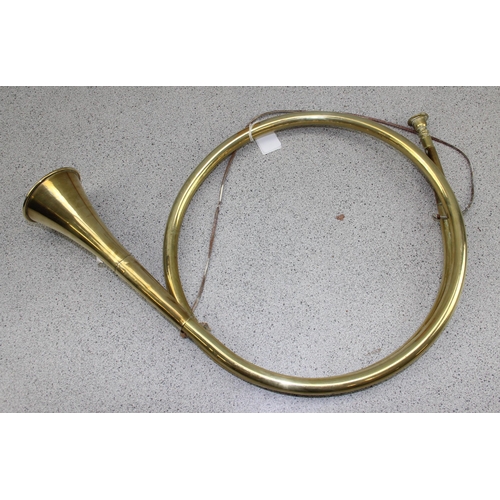 665 - Vintage brass French horn