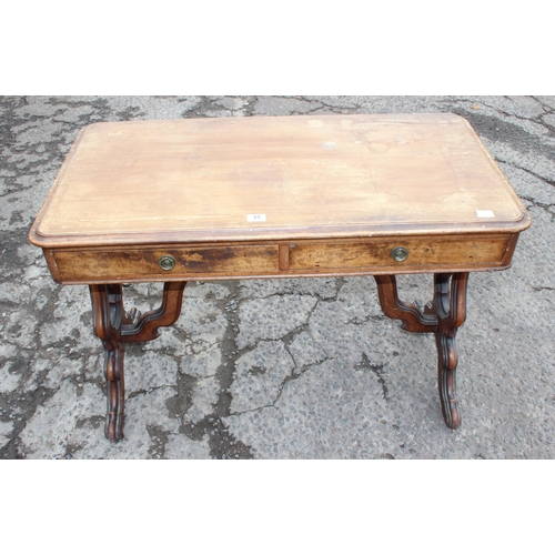 85 - A Victorian mahogany 2 drawer hall or library table with 2 drawers