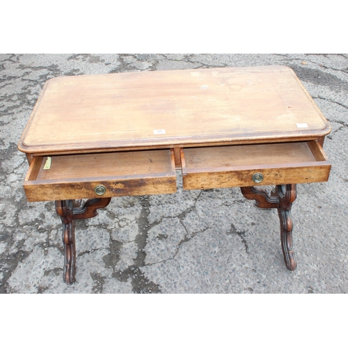 85 - A Victorian mahogany 2 drawer hall or library table with 2 drawers