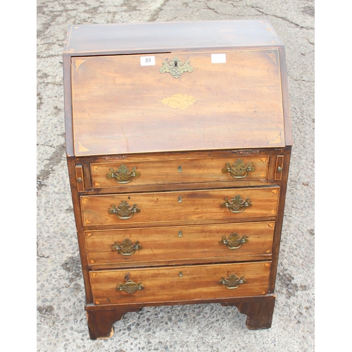 89 - A small 19th century mahogany 4 drawer bureau