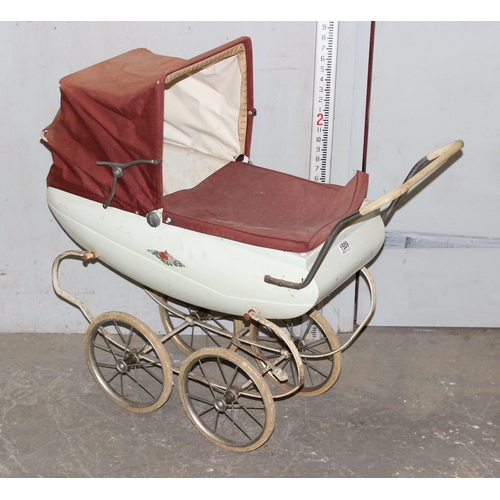 1536 - Vintage toy pram