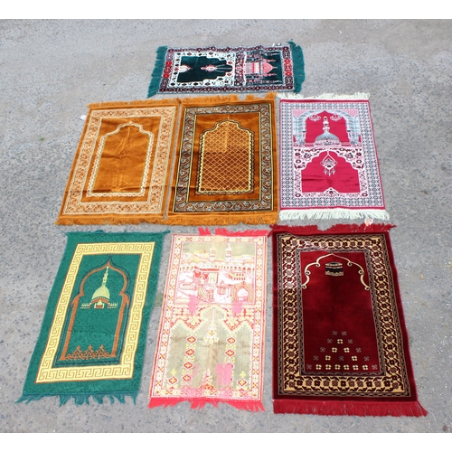 229 - 7 assorted modern prayer rugs, mainly Turkish made