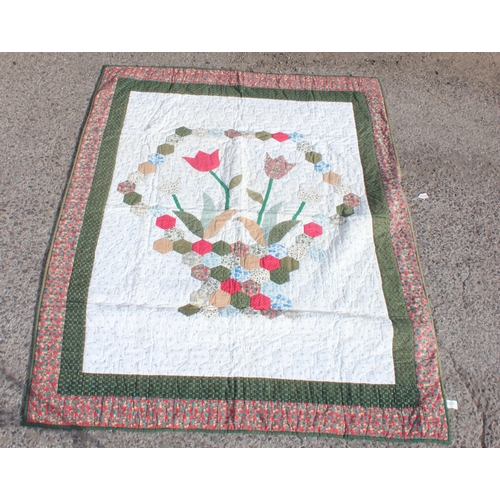 222b - A large vintage patchwork quilt decorated with flowers by Home Tex of Guernsey