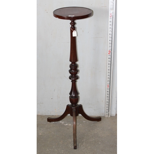 26 - 19th century style mahogany torchere stand