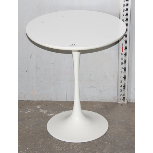 44 - White retro Arkana tulip table side table