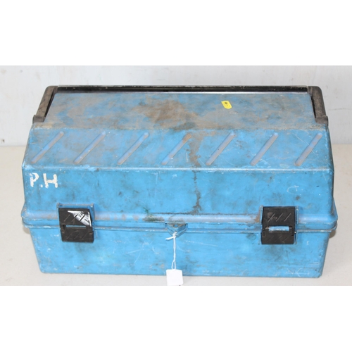 853 - Blue toolbox and contents to inc pressure gauge