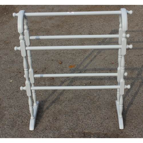 87 - Vintage painted wooden towel rail