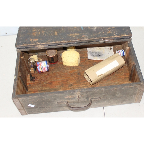 872 - Vintage engineers tool box and contents