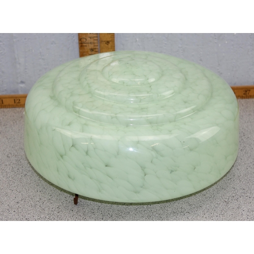 200 - An Art Deco period green glass lamp shade