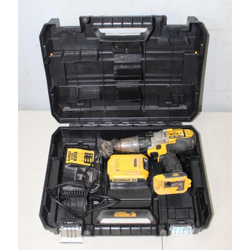 917 - Boxed Dewalt 18v drill, with charger and battery