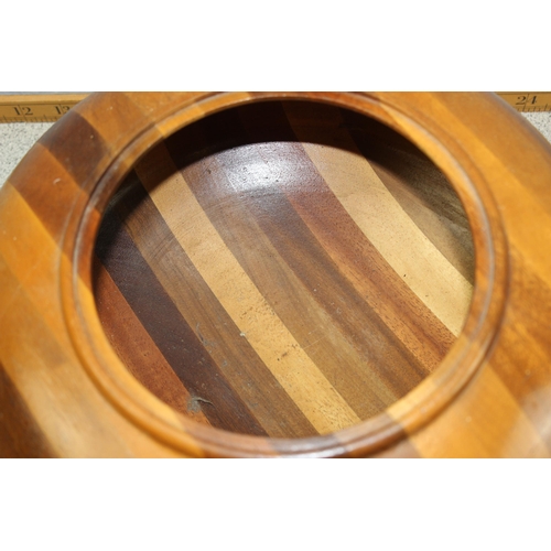 1762 - 1960’s large circular multi specimen striped wooden bowl with matching removable lid, and a large ci... 